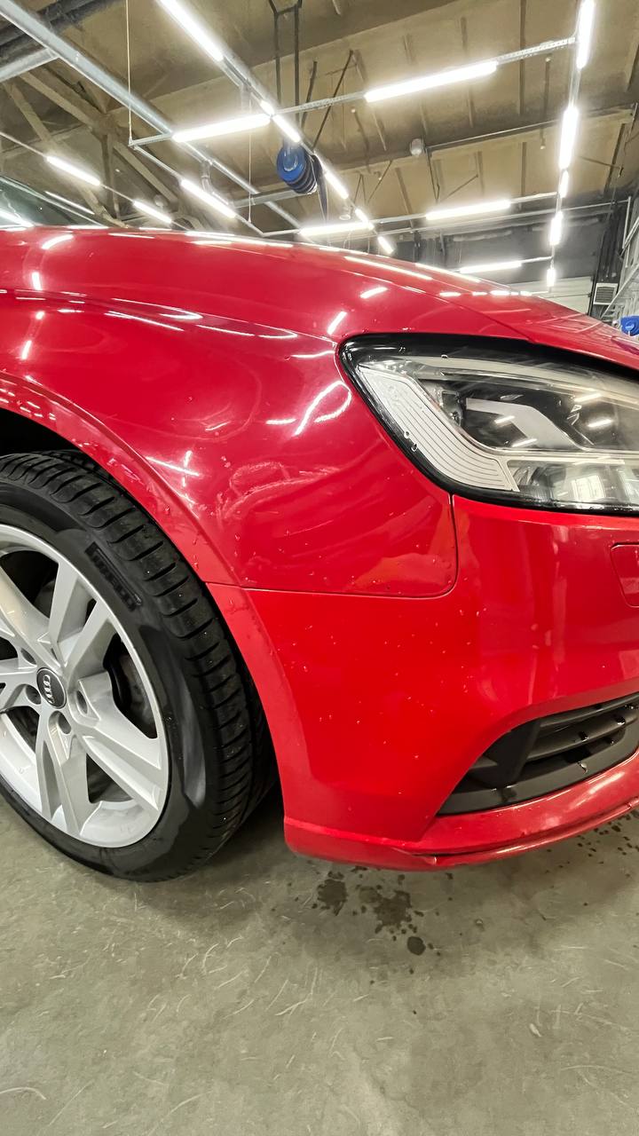 Audi A3 в ремонтной зоне автоцентра КРАС Audi A3 в ремонтной зоне автоцентра КРАС